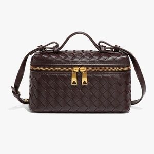 Elegant Brown Leather Handbag